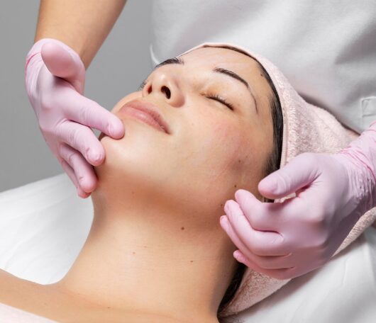 woman-relaxing-beauty-salon